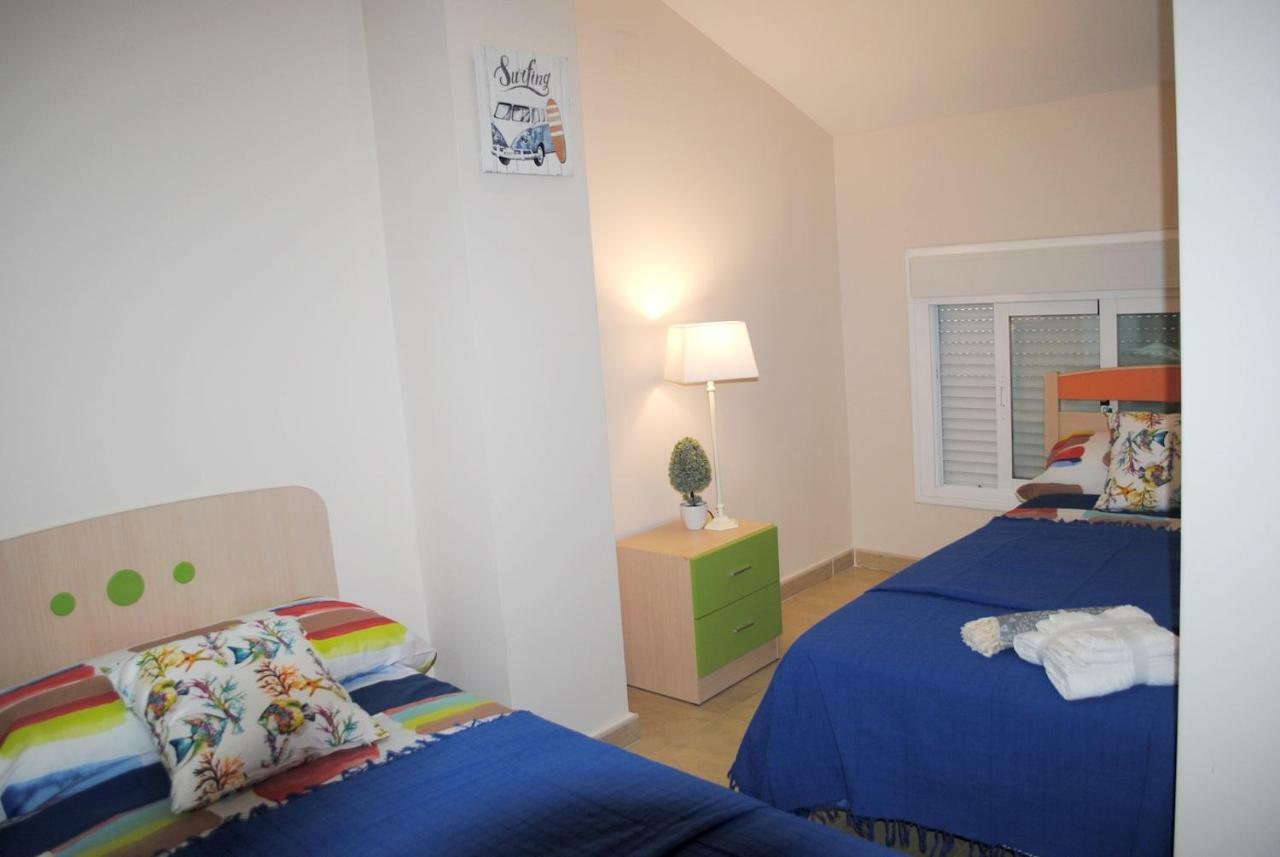 Chillout Grau De Gandia- Attico Para 6 Personas Invitamos Familias Y Jovenes, Dos Banos Bagian luar foto